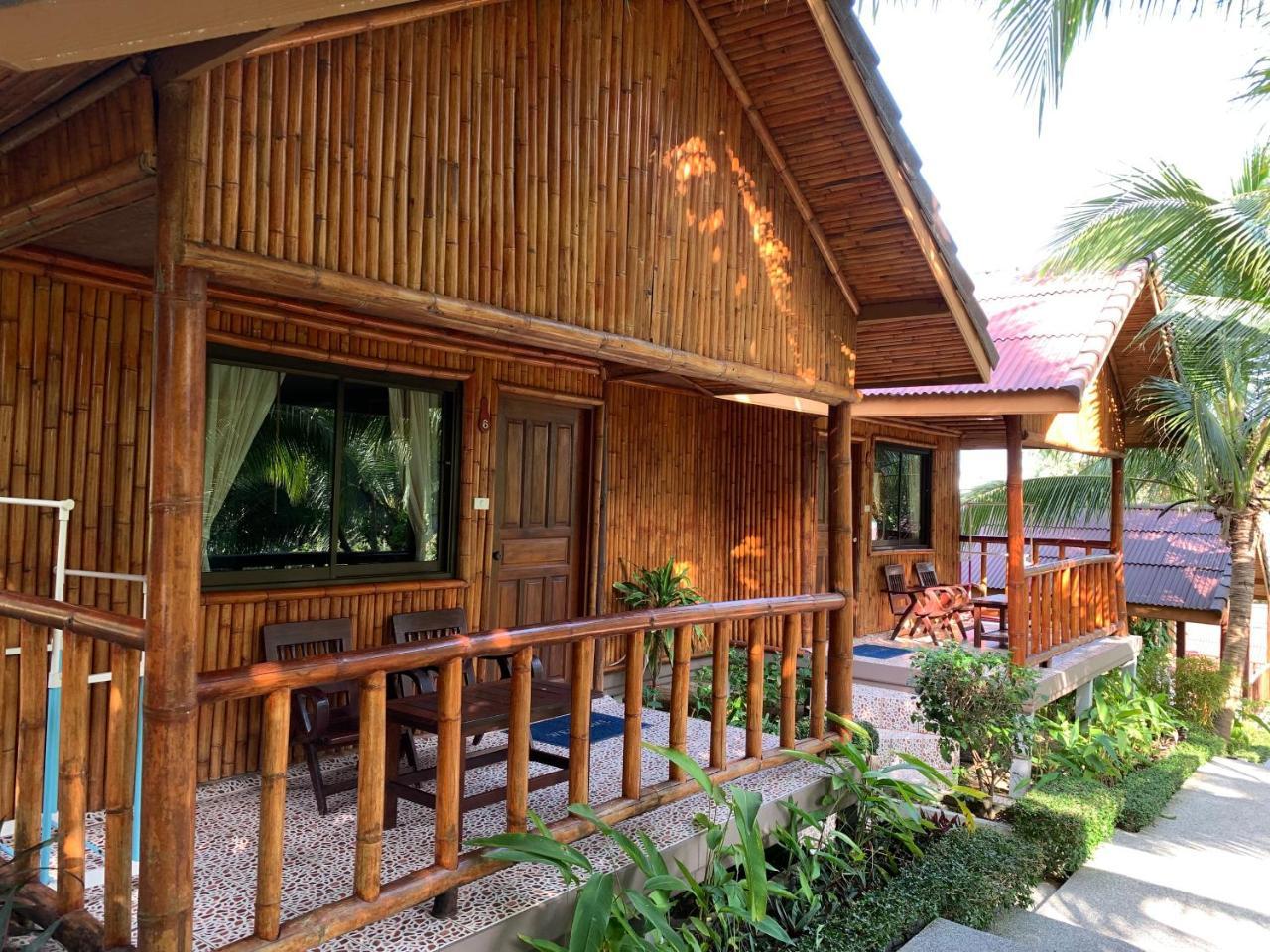 The Fisherman'S Chalet Villa Natien Beach  Exterior photo